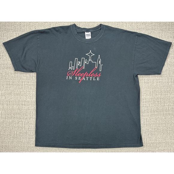 Vintage Sleepless in Seattle Shirt Mens XL Black Movie Skyline Shirt Y2K Gildan - Picture 1 of 10